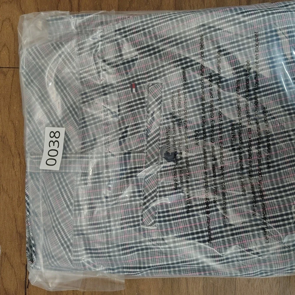 Tommy Hilfiger Golf Shorts Mens Size 32 Navy White Plaid Cotton Blend TH283PC